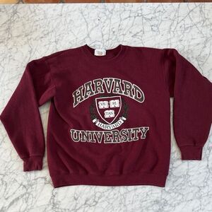 Vintage 90’s Harvard University Women’s Medium Burgundy Sweatshirt USA